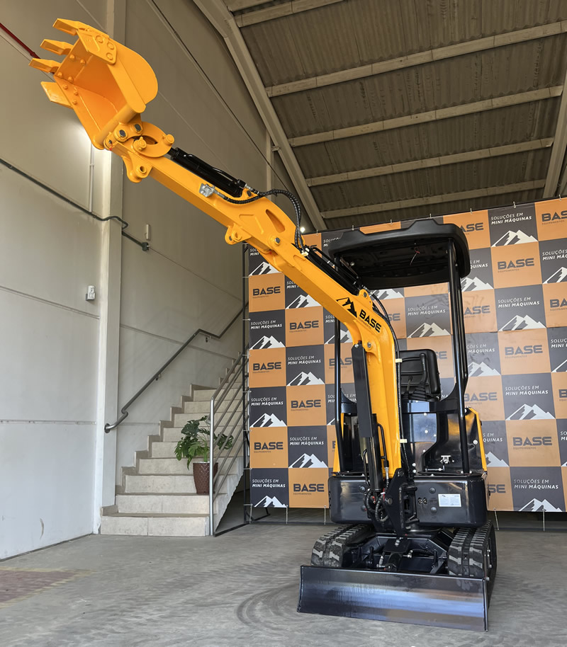 Vantagens de Usar uma Escavadeira para Modelar Terreno